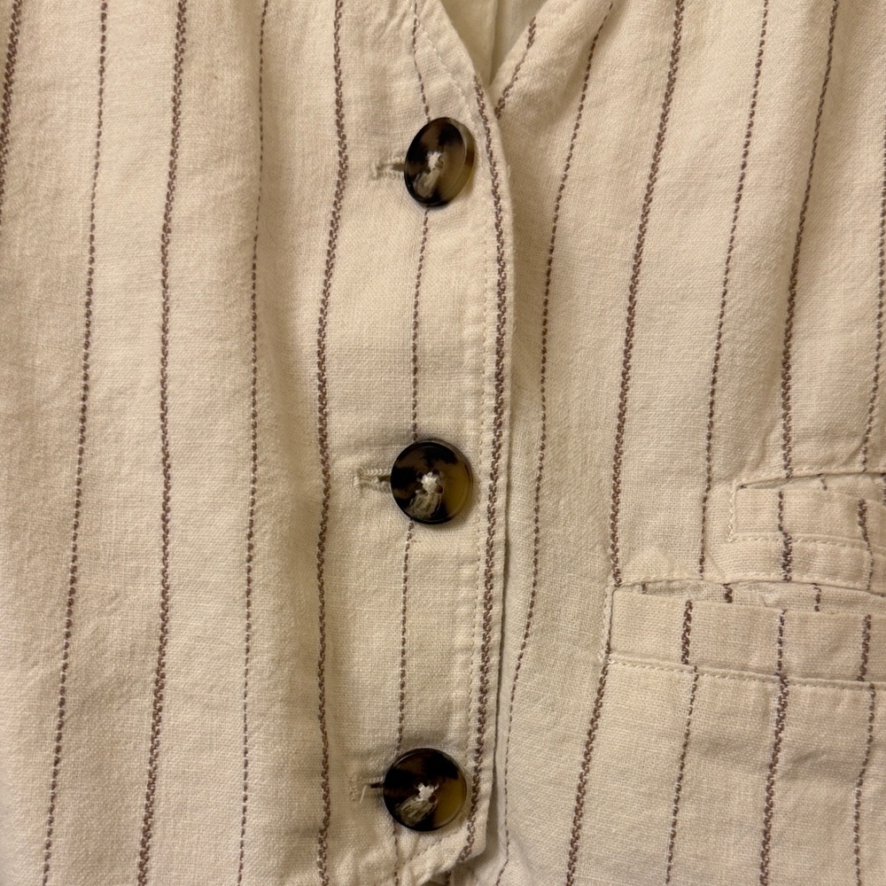 Free people WE THE FREE Button-Down Vest size large - Picture 8 of 8